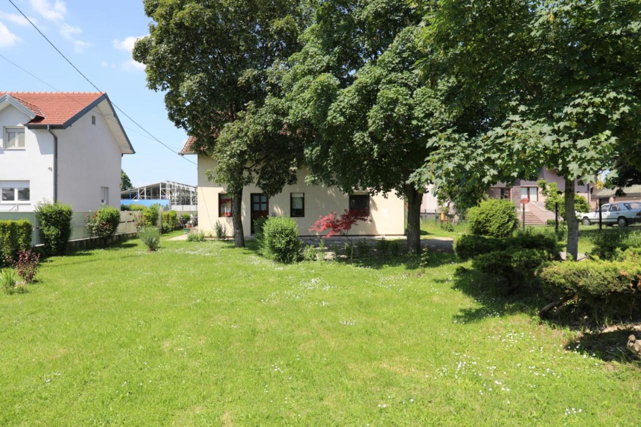 Maple Place Velika Gorica Zewnętrze zdjęcie